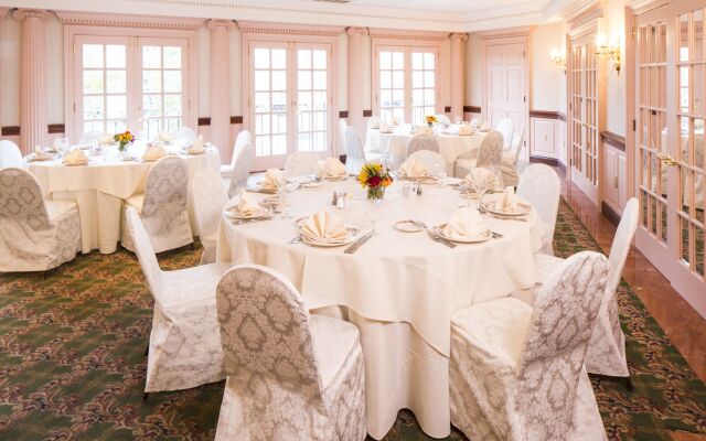 Desmond Hotel Malvern, a DoubleTree by Hilton