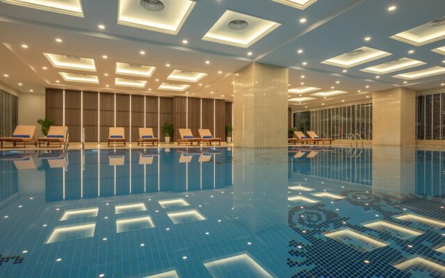 Melia Vinpearl Danang Riverfront