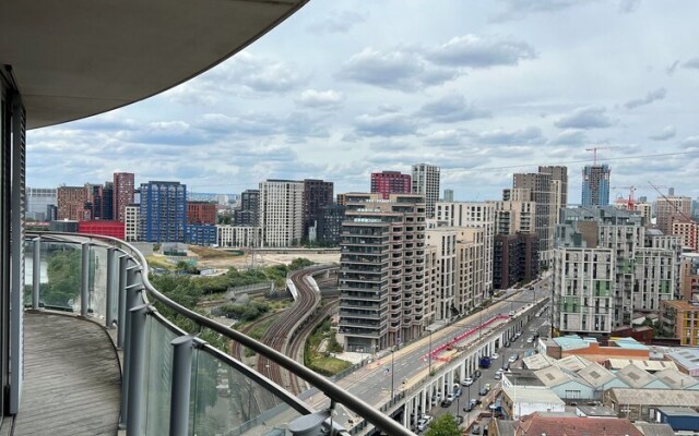 Delightfully Spacious Bright 2bedroom