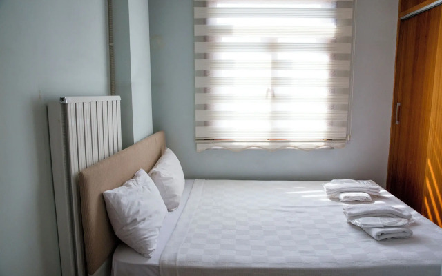 Omar Sultan Park Suites