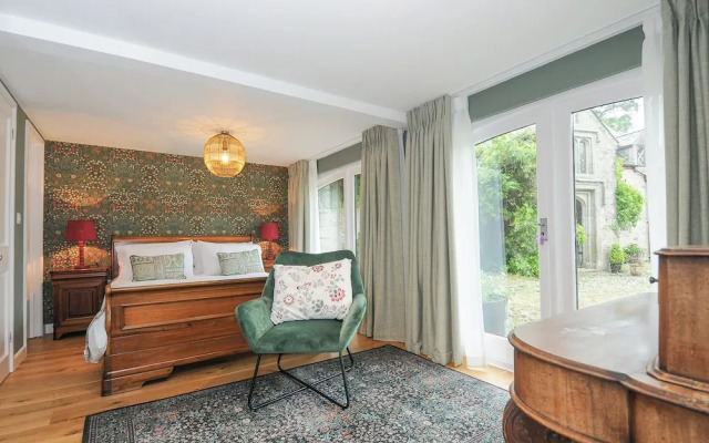 The Coach House