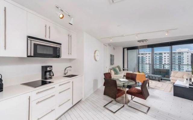 Collins Avenue Condo #90419