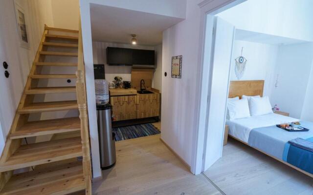 LIVIN HYDRA 2 -Luxury Apartments