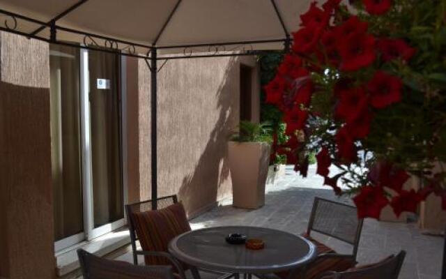 Aparthotel 4 stars Germasogeia