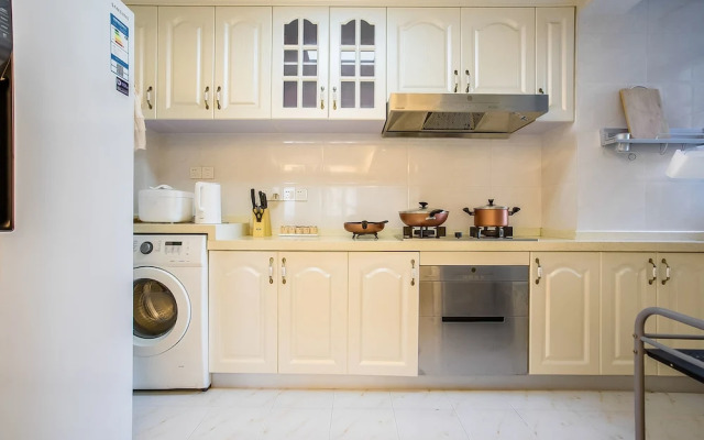 Locals Boutique Apartment Jiuzhou Port.2