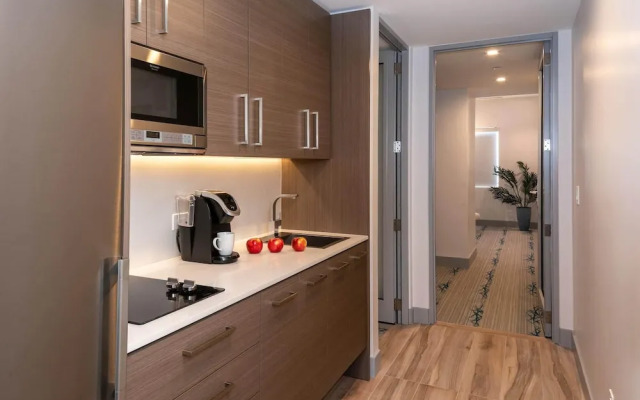 Marketplace Suites