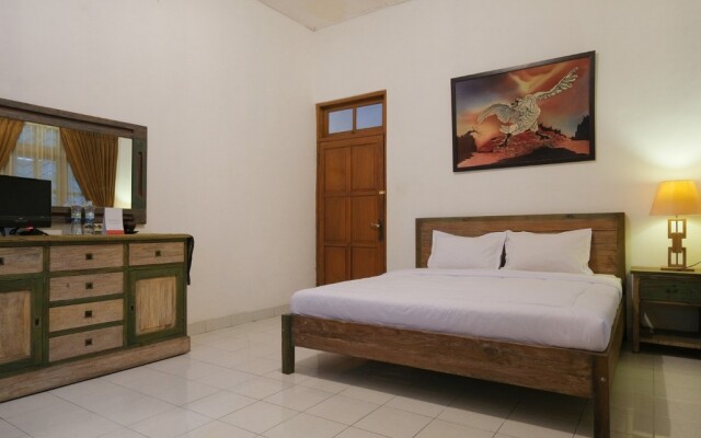 RedDoorz @ Griya Cemara Homestay Yogyakarta