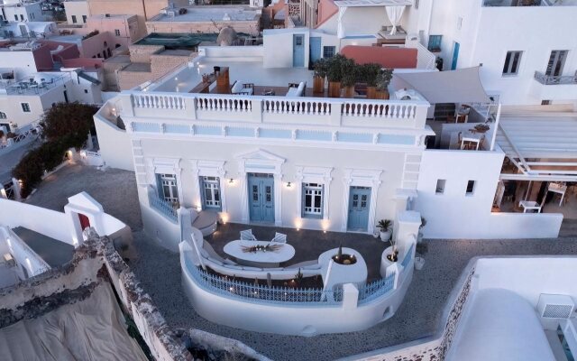 Oia Mansion