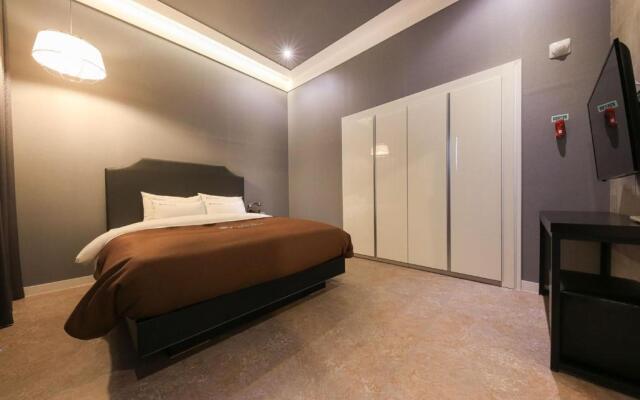 Hotel Merrymud