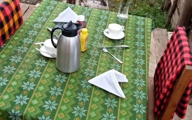 Nkuringo Home Stay - Hostel