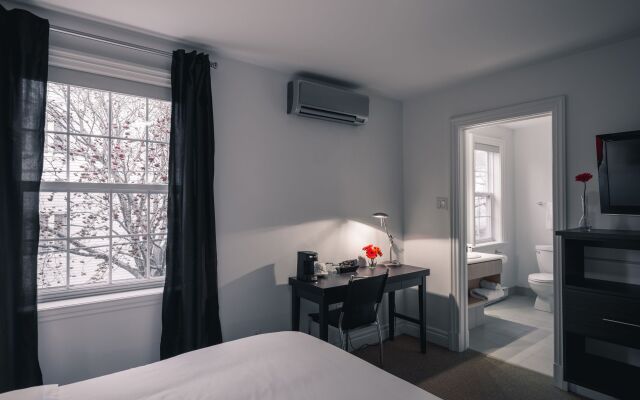 Hometel On Signal Hill