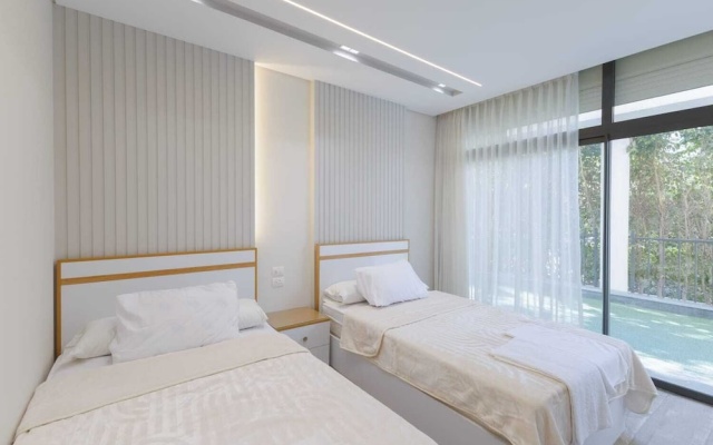ELITE New Modern 3BR Apartment
