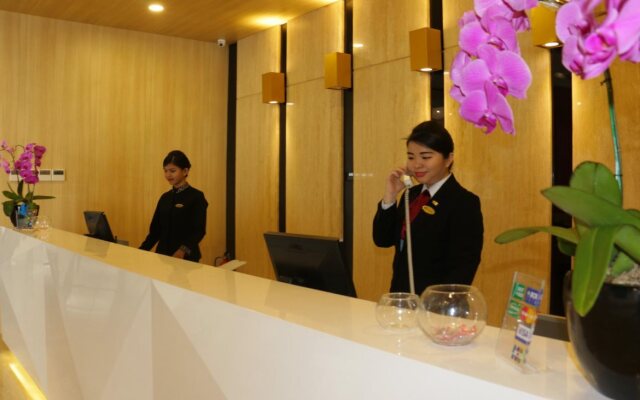 Hotel Santika Mega City Bekasi