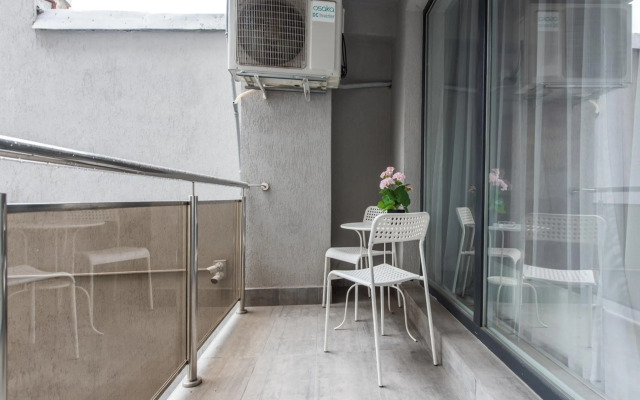 Bucharest Central Apartments - Shabbat Friendly