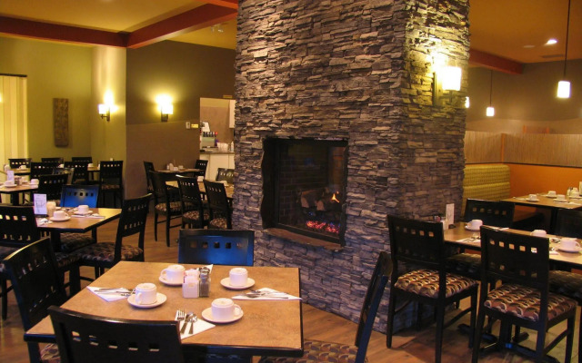 Divya Sutra Plaza and Conference Centre, Vernon, BC