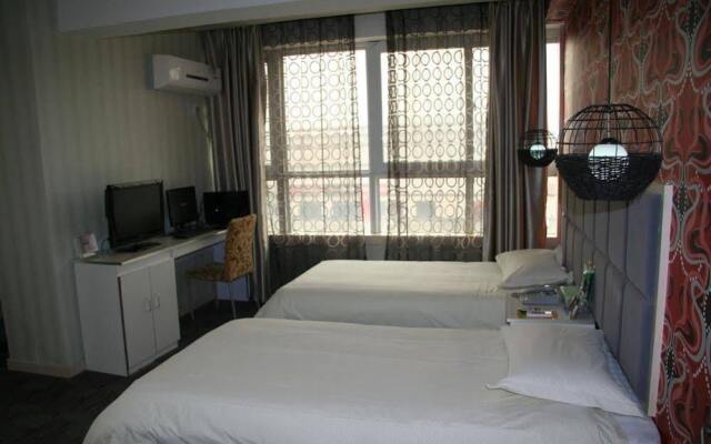 Zhengzhou Gaocheng Business Hotel