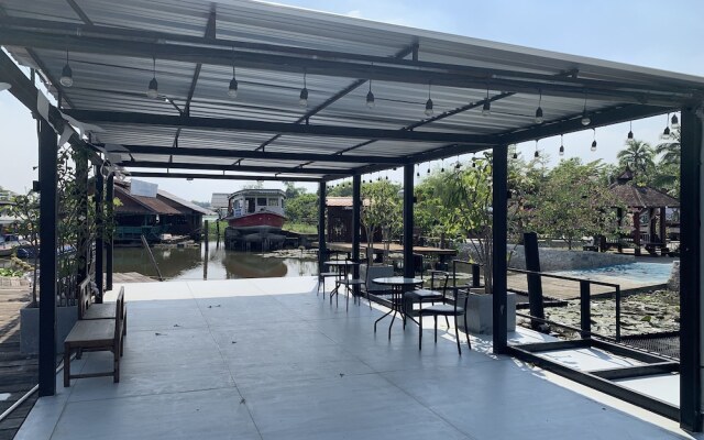 Ban Suan Bang Toei Homestay