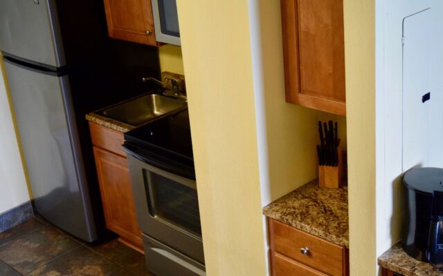 Schooner II Beach and Racquet Club