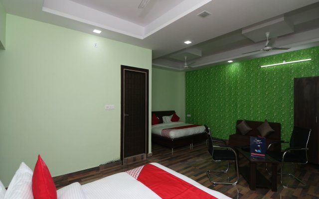 OYO 14825 Hotel Siddheshwar