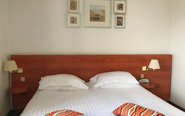 Hotel Colbert