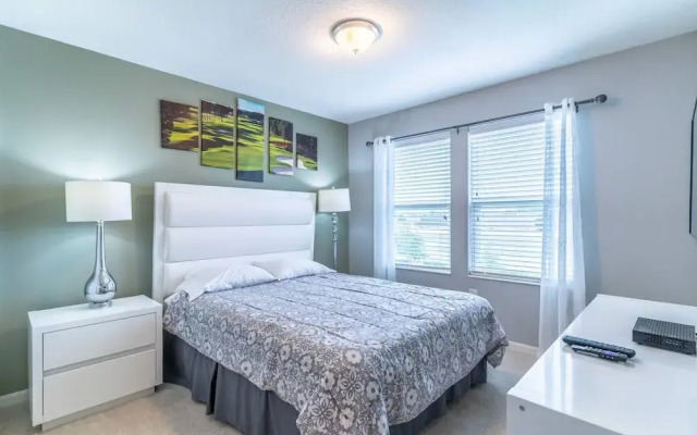 5134 Compass Bay