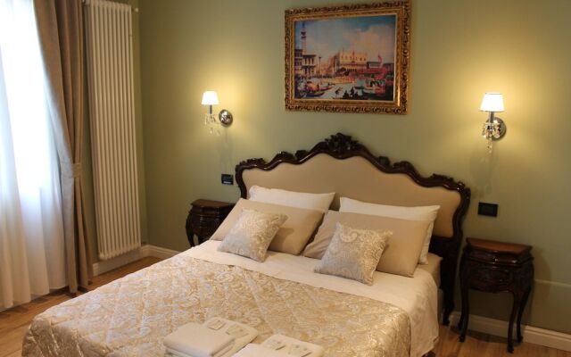 B&B Fine Venice