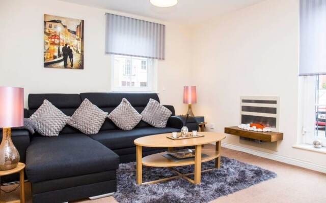 2 Bedroom Apartment With Parking