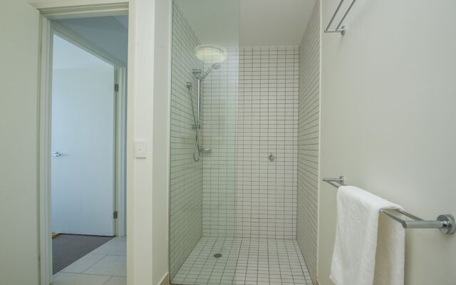 1 Bright Point Apartment 5102