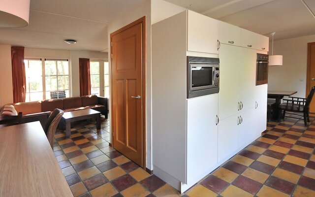 Detached Holiday Home With Steam Shower Near Vrachelse Heide