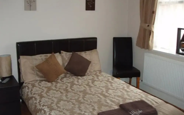 Abbey Lodge