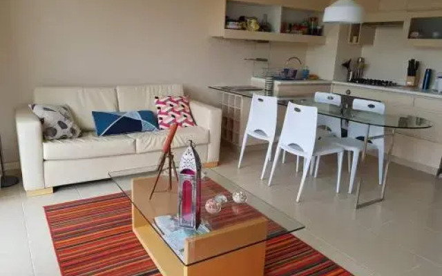 Laguna Bahía Algarrobo edificio Océano 406