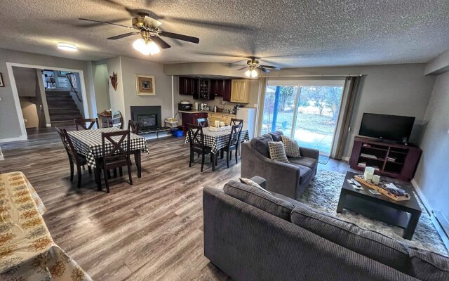 Sunny Shuswap B&B