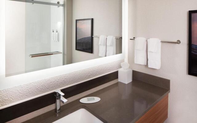 Fairfield Inn & Suites Charleston