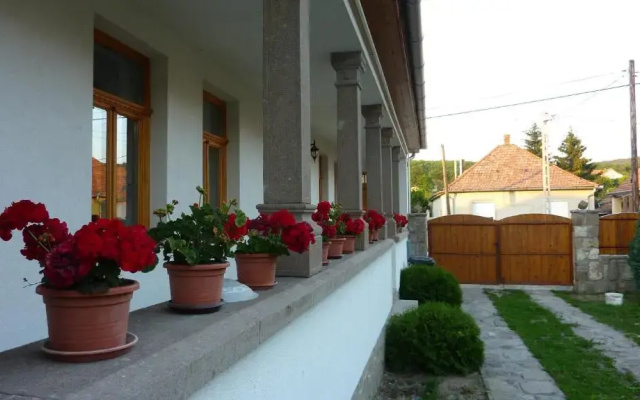 Rózsakert Vendégház