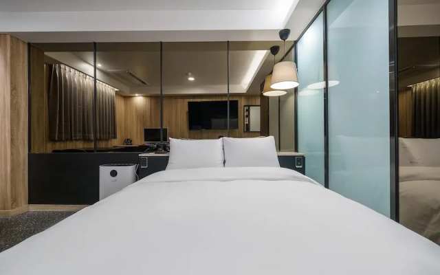 Seongnam Hotel wol