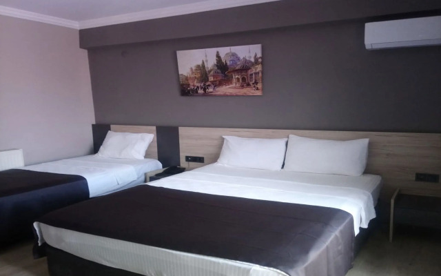 Grand Faik Hotel Çeşme