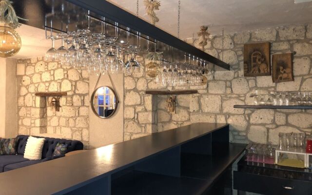 Begonvil Butik Otel by Aliki Alacati