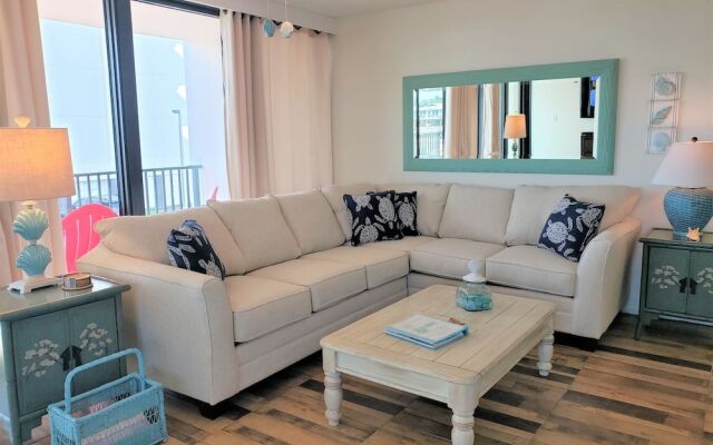 Island Winds West 170