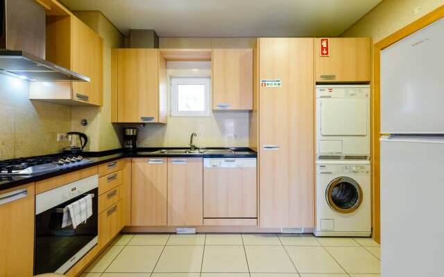 Charming 1-bed Beach Apartment in Albufeira
