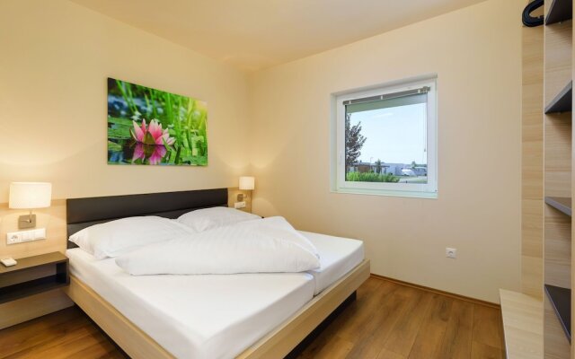 Luxurious Apartment on Pannonia Golf Course