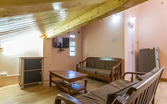 OYO 12430 Home 2BHKPine Tree Valley Chotta Shimla