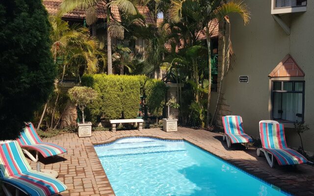 Court Classique Suite Hotel