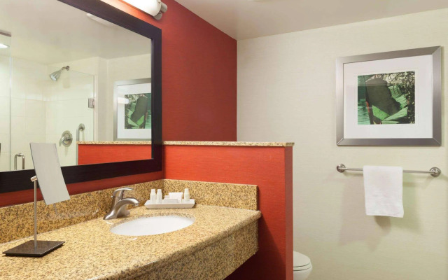 Courtyard by Marriott Miami Airport