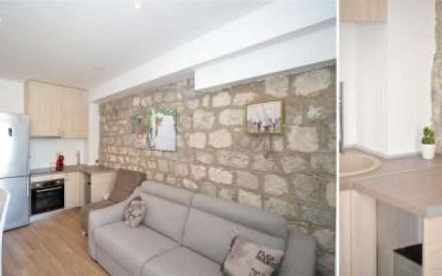 Apartments Langust