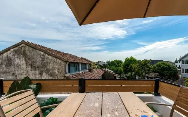 Zhenhe Homestay (Pingjiang Road Guanqian Street Branch)