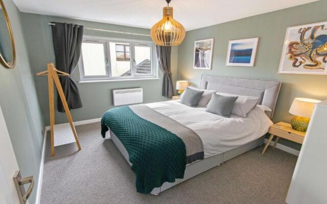 Oceanside Croyde 3 Bedrooms Sleeps 6