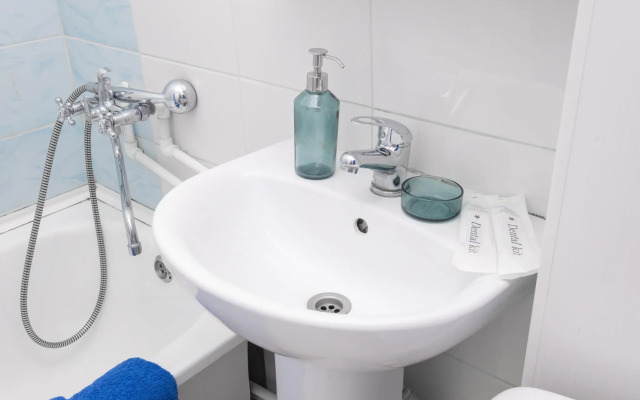 Апартаменты Комфорт на улице Бутлерова 60