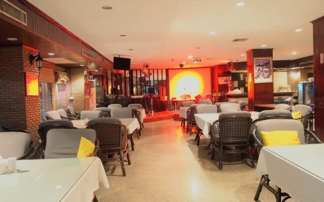 The Tower Praram 9 Hotel