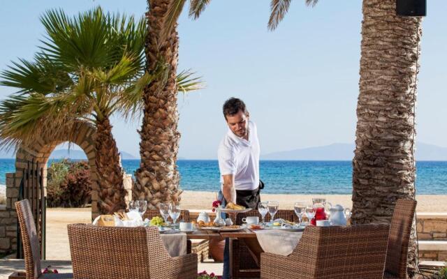 Finikas Hotel
