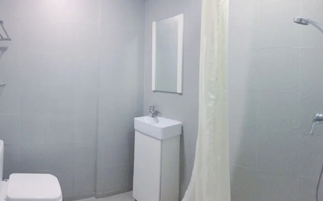 C2 Hotel